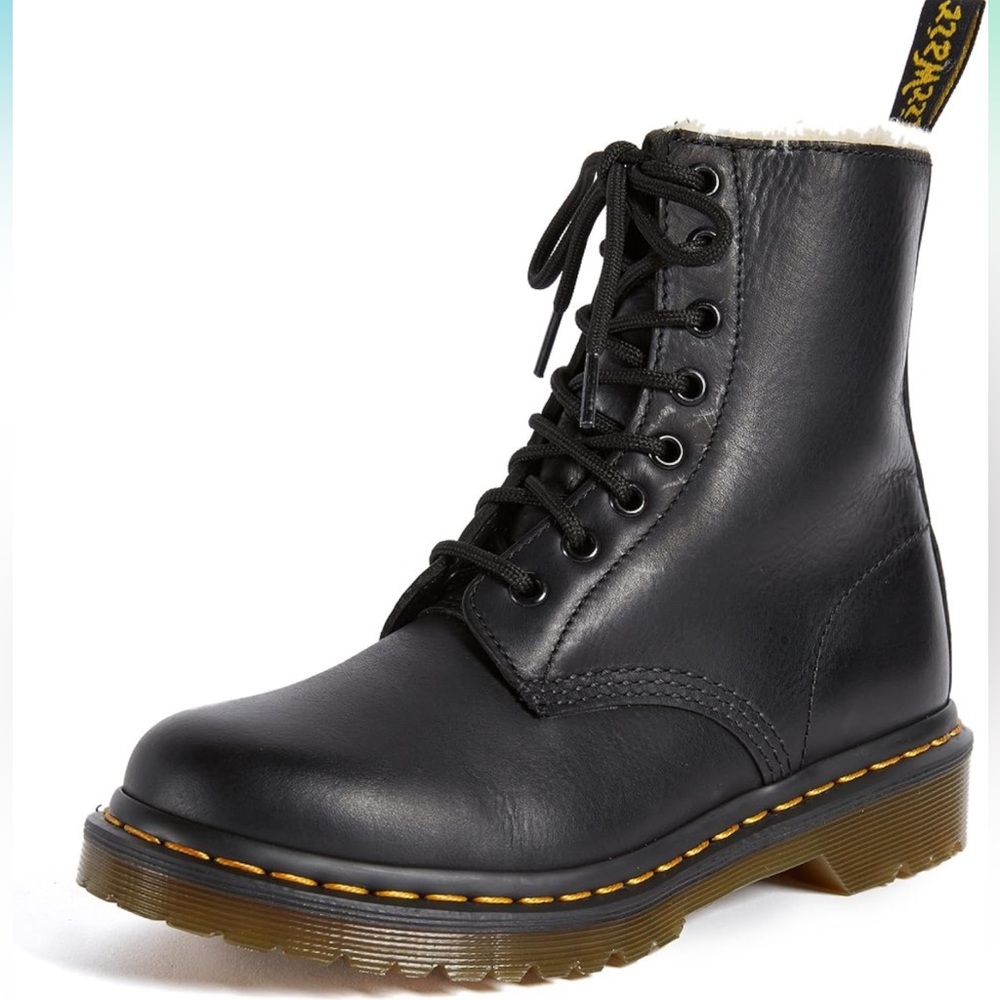 Dr. Martens Women's
1460 Serena Burnished Wyoming Fashion Boot
